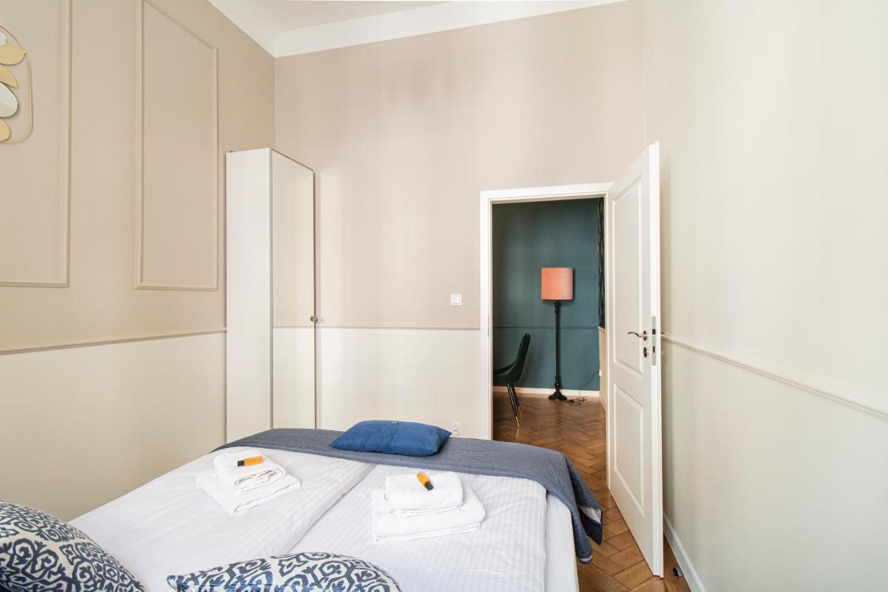 Modern Apartments Pilsudskiego Street Krakau Exterior foto